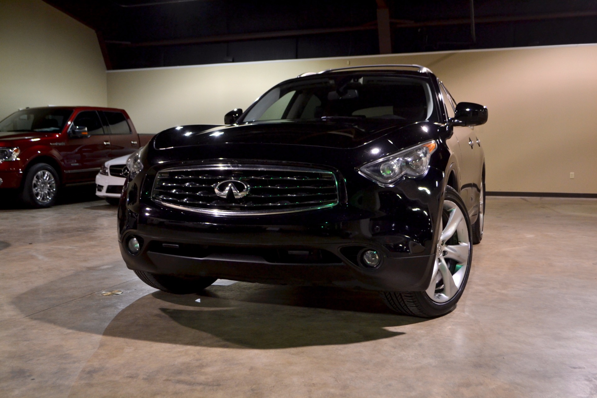 2009 infiniti fx50s options