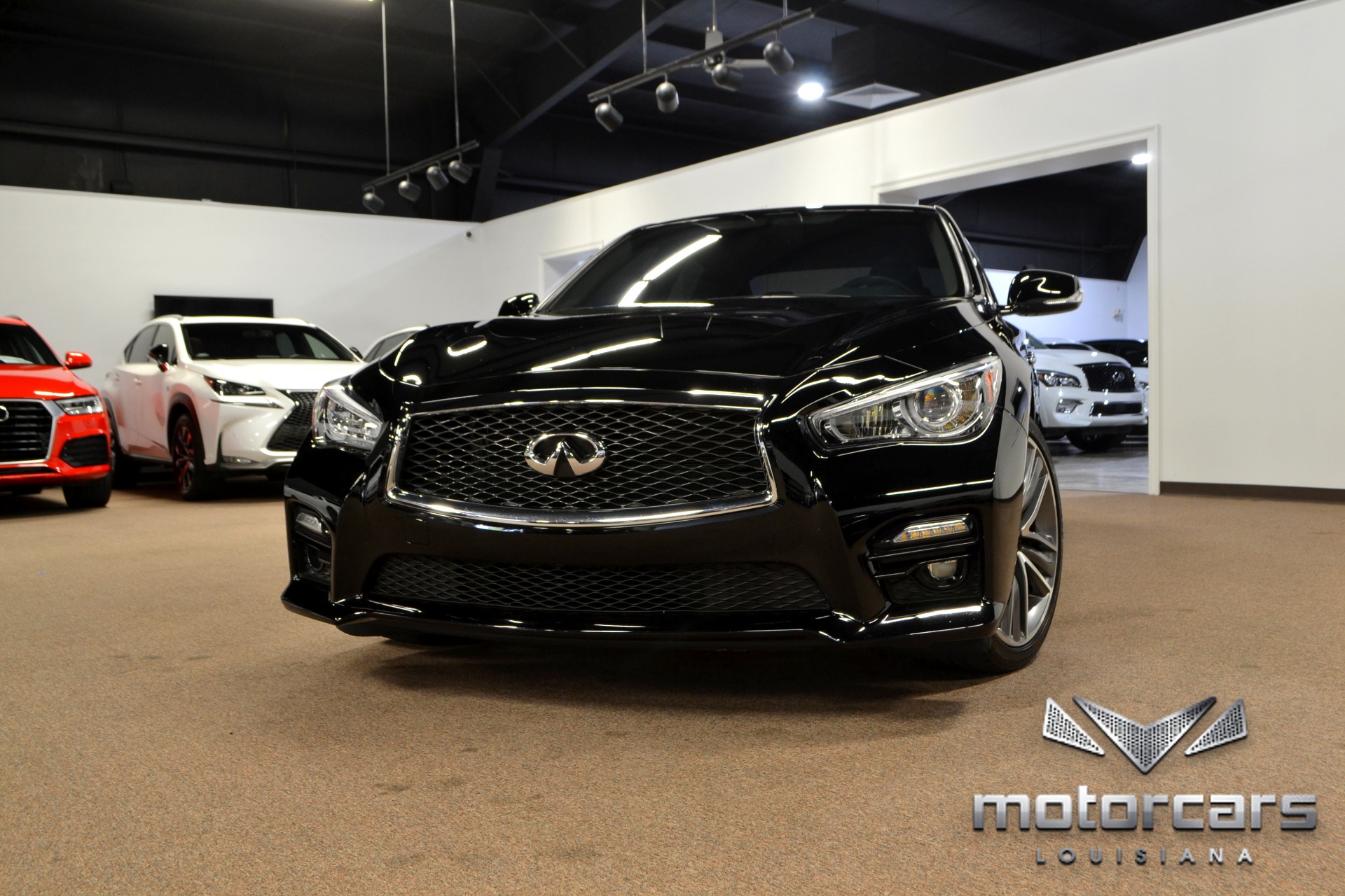 2015 INFINITI Q50 Sport