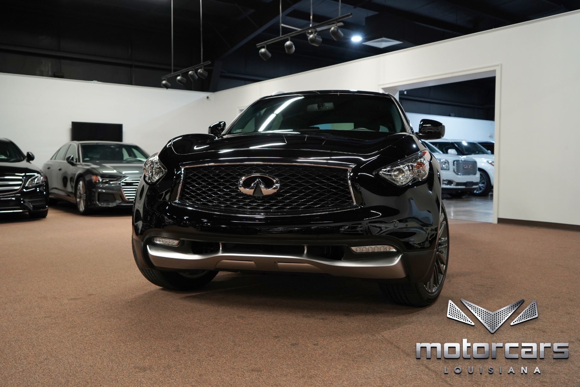 2017 INFINITI QX70 Limited