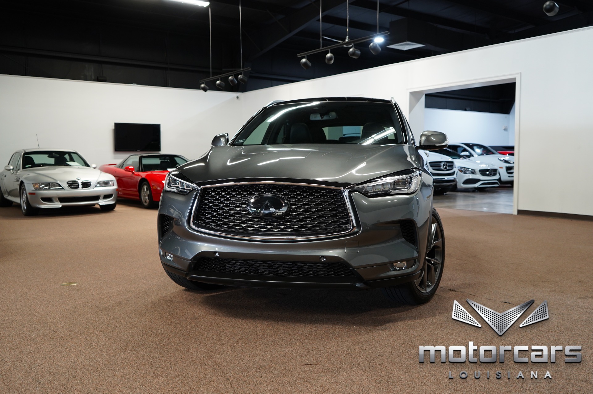 2019 INFINITI QX50 Essential w/ProASSIST & Sensory Package Essential