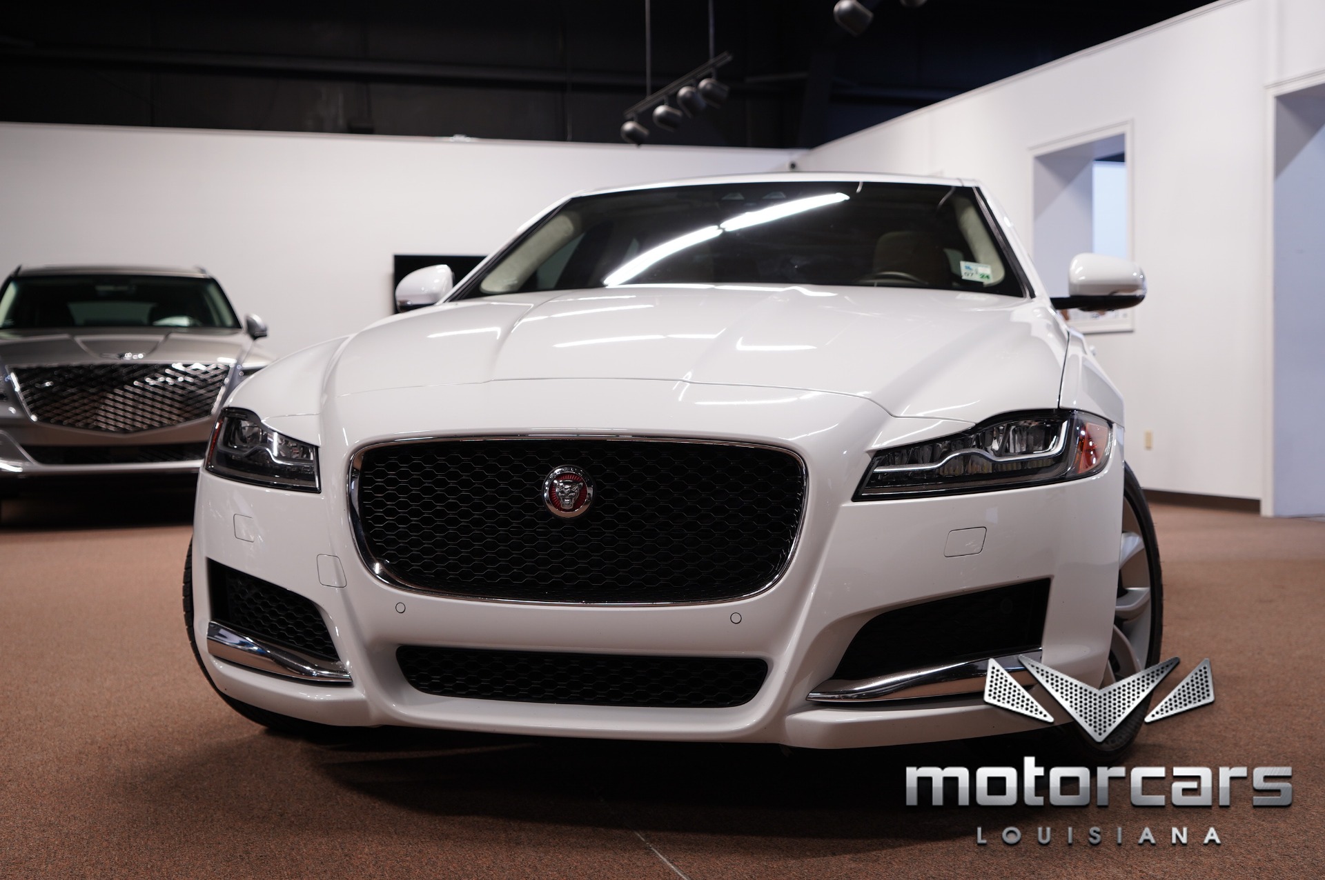 2019 Jaguar XF 25t Premium