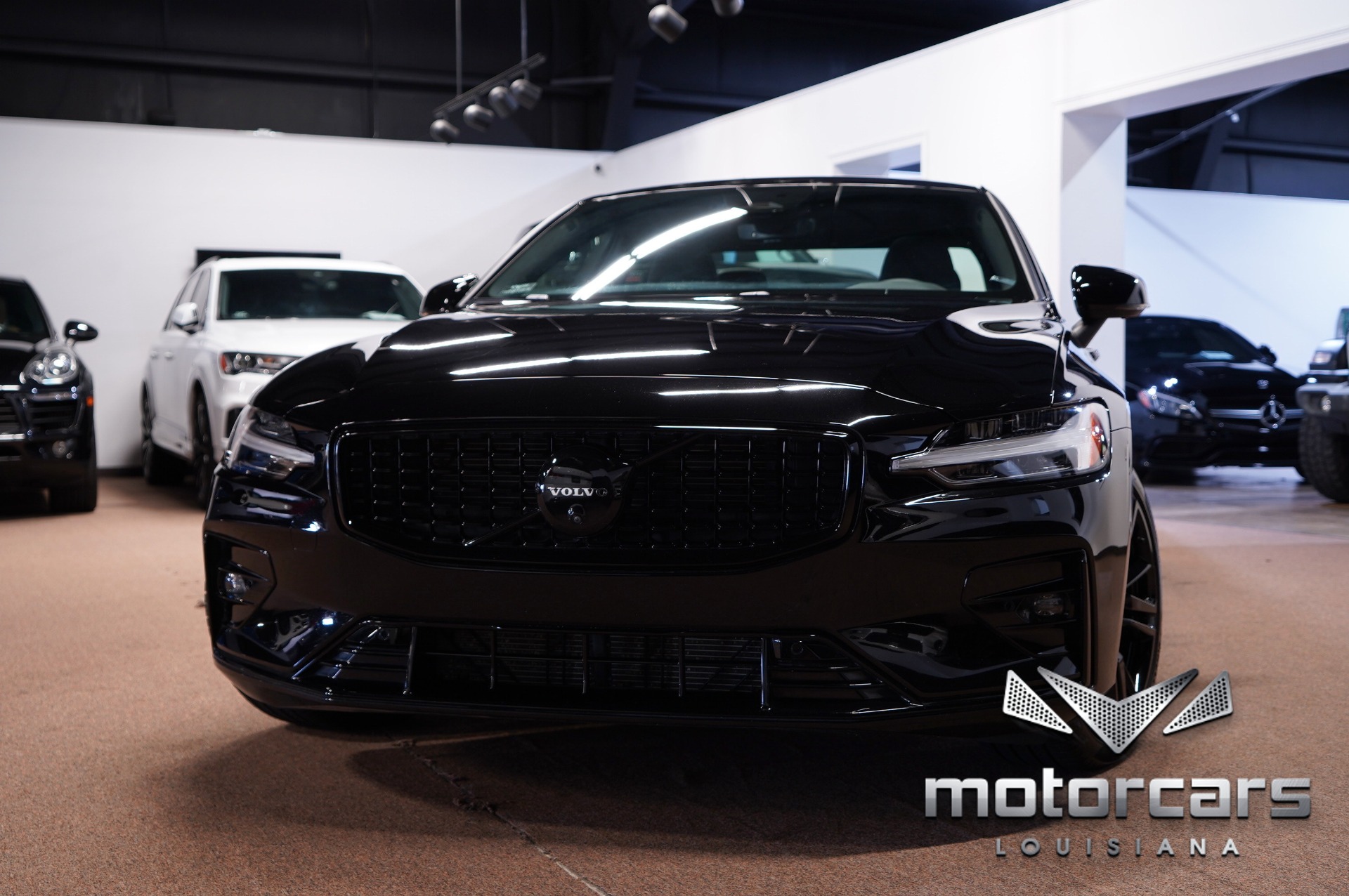 2024 Volvo S60 B5 Plus Black Edition