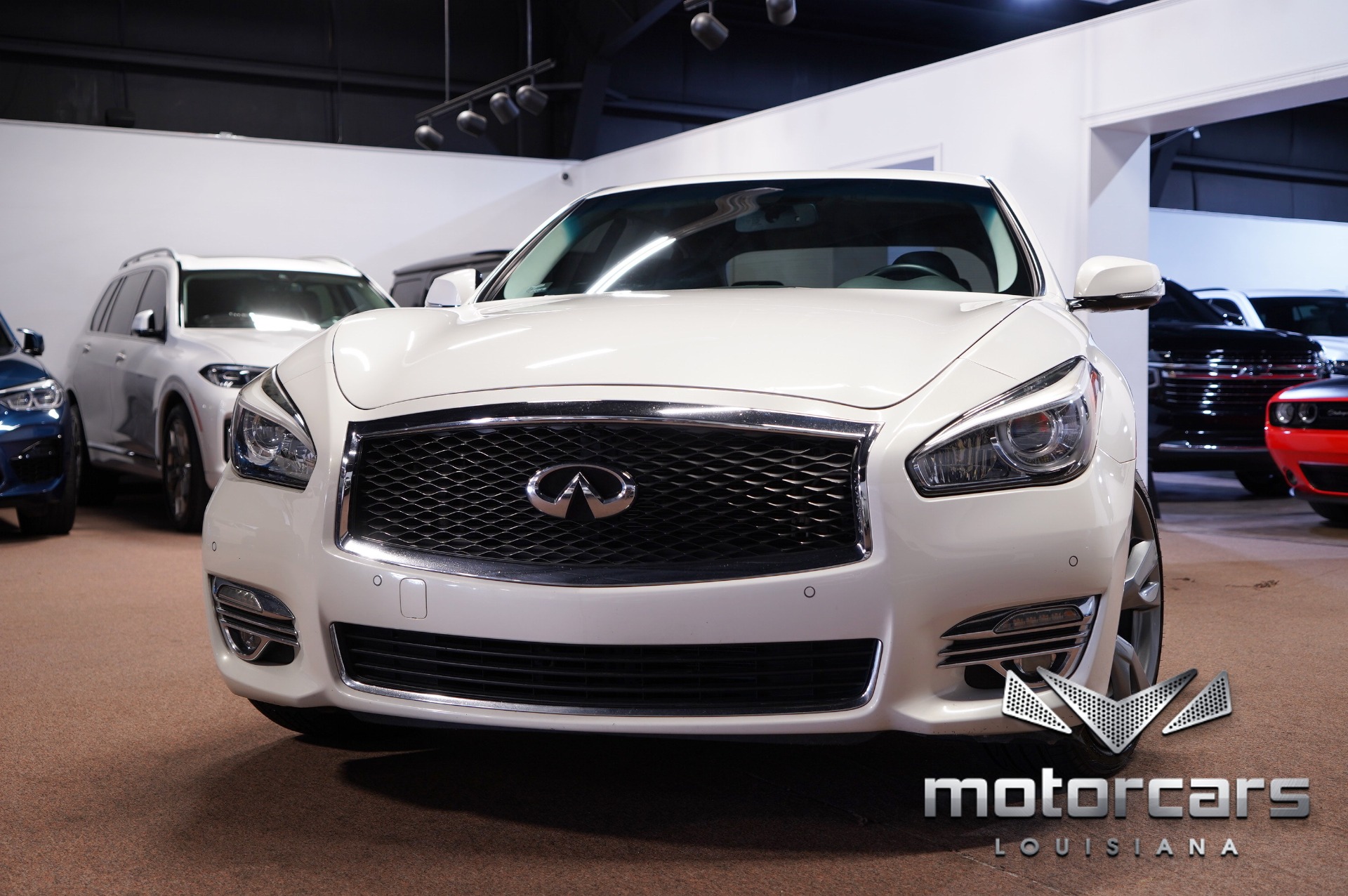 2015 INFINITI Q70L 3.7