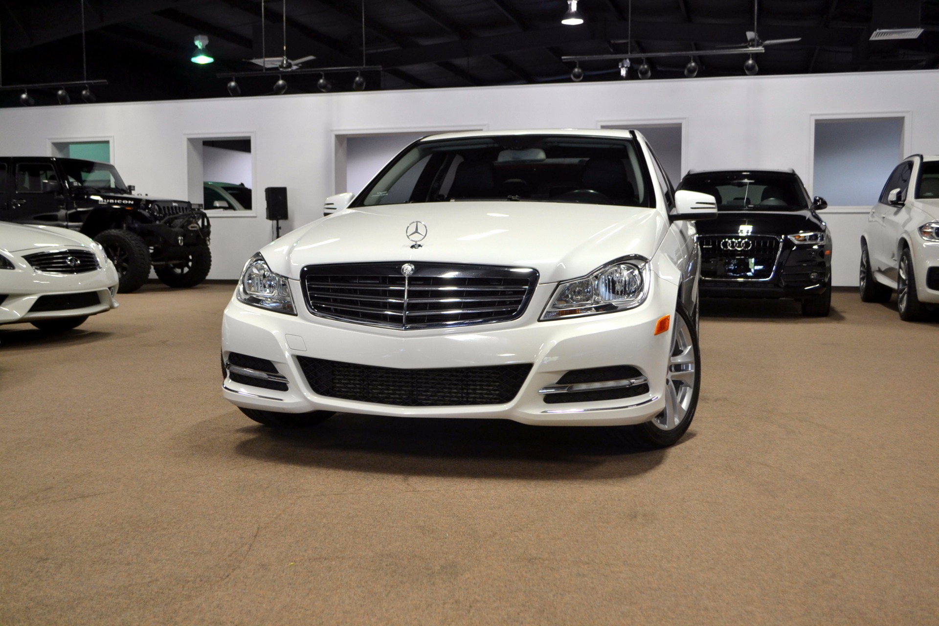 Luxury On A Budget? Your Guide To Buying A Used Mercedes C250 - 5sqpm1a