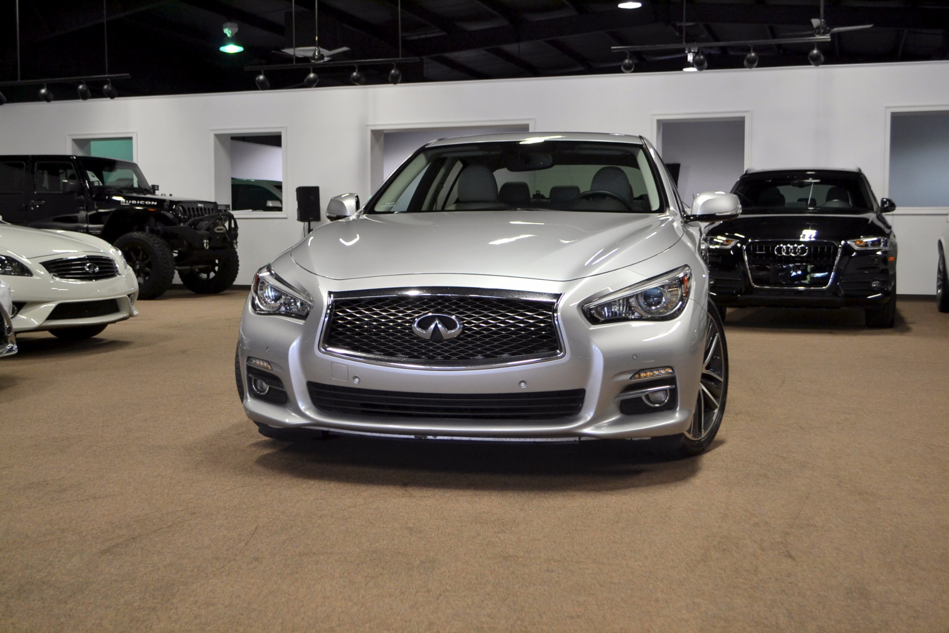 2014 INFINITI Q50 Premium