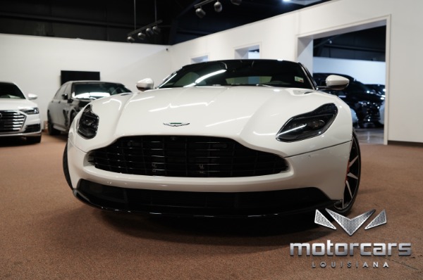 2018 Aston Martin DB11 Base's photo