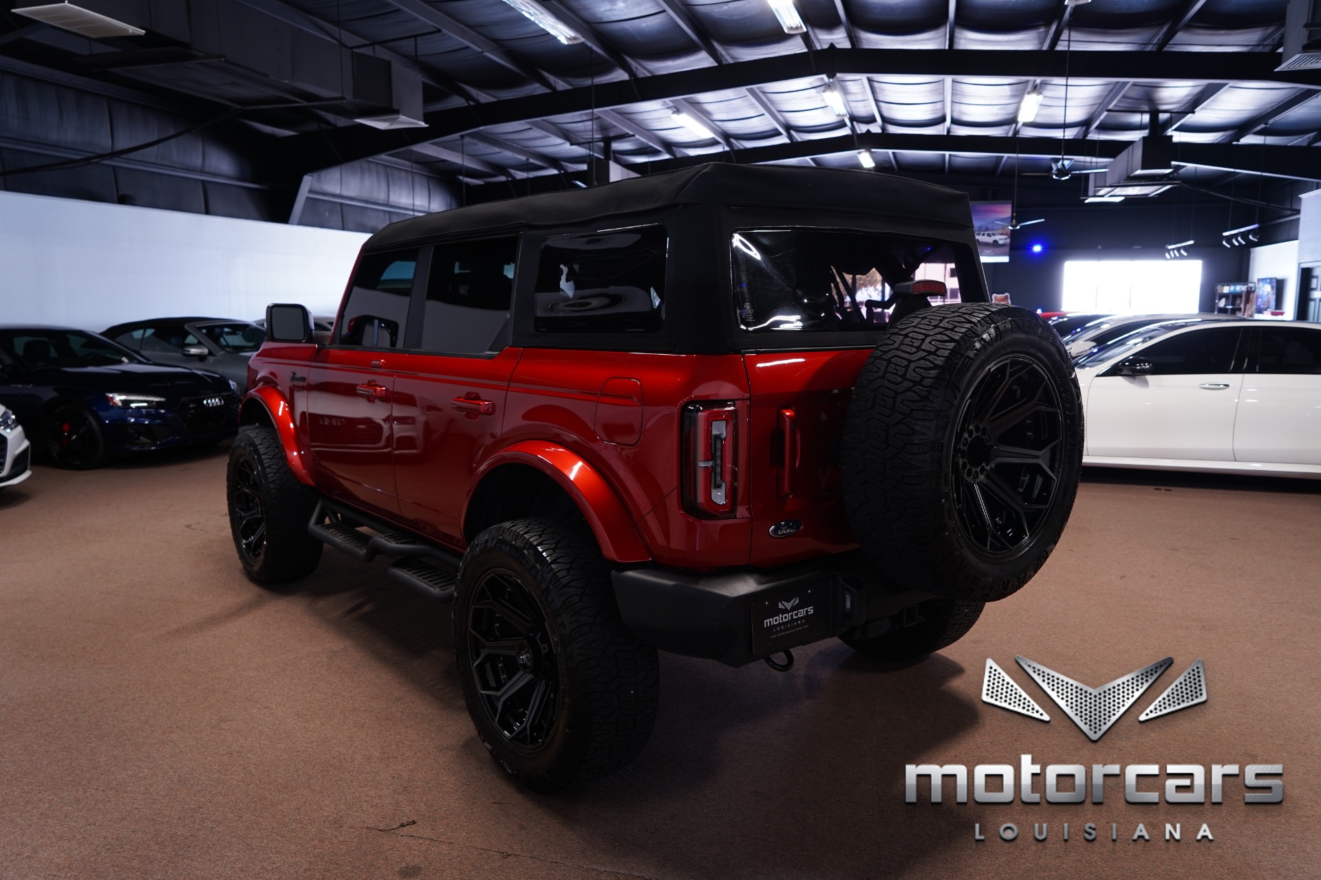 2023 Ford Bronco Outer Banks photo 3