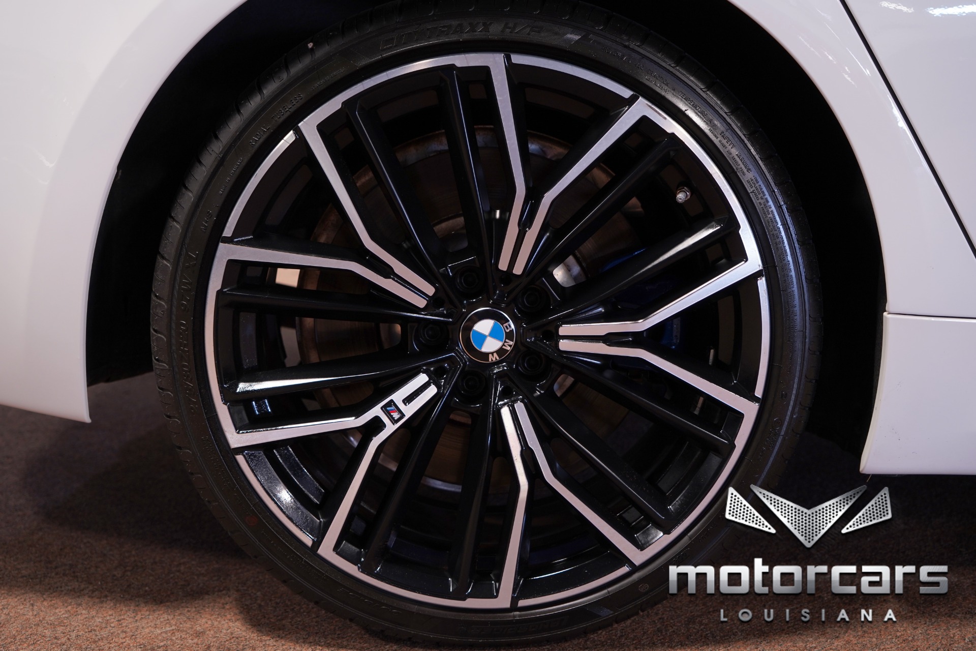 2022 BMW 5 Series 540i - Photo 22