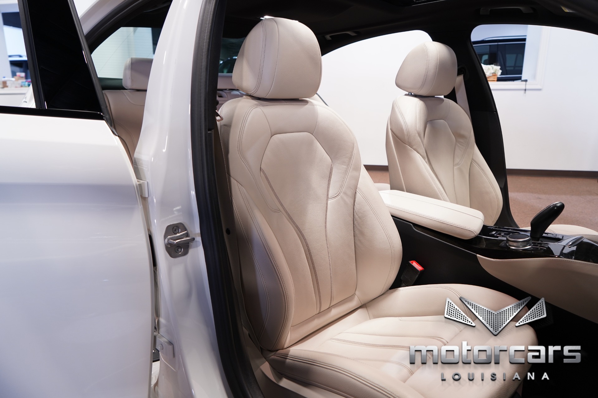 2022 BMW 5 Series 540i - Photo 33