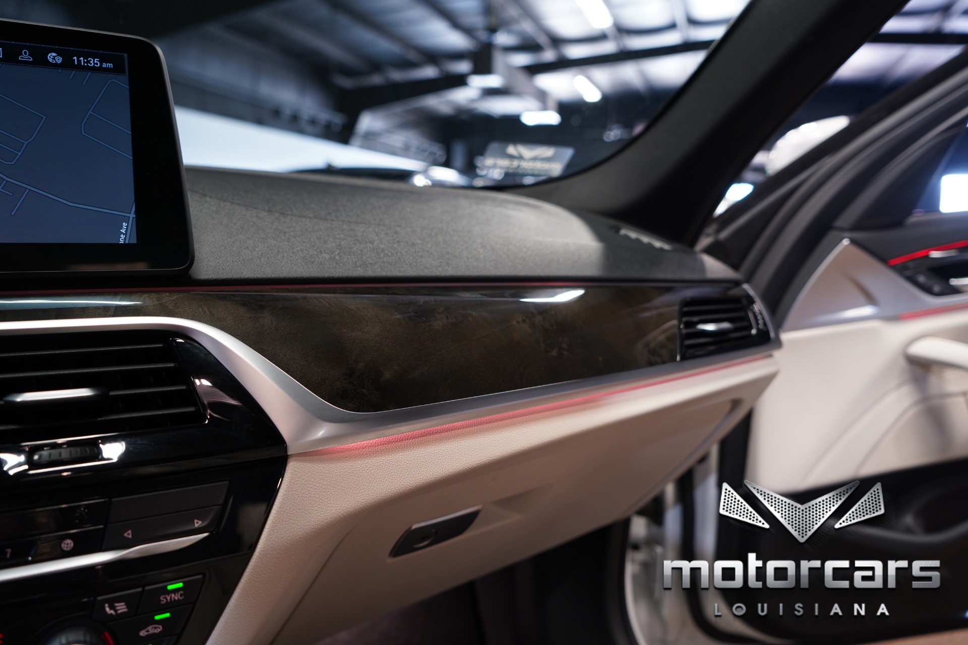 2022 BMW 5 Series 540i - Photo 43