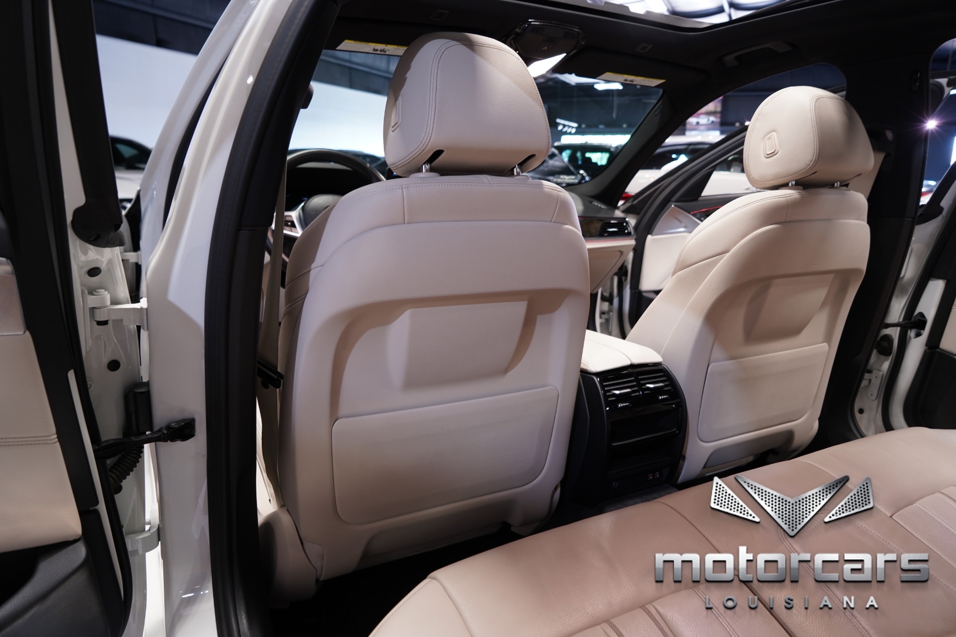 2022 BMW 5 Series 540i - Photo 47