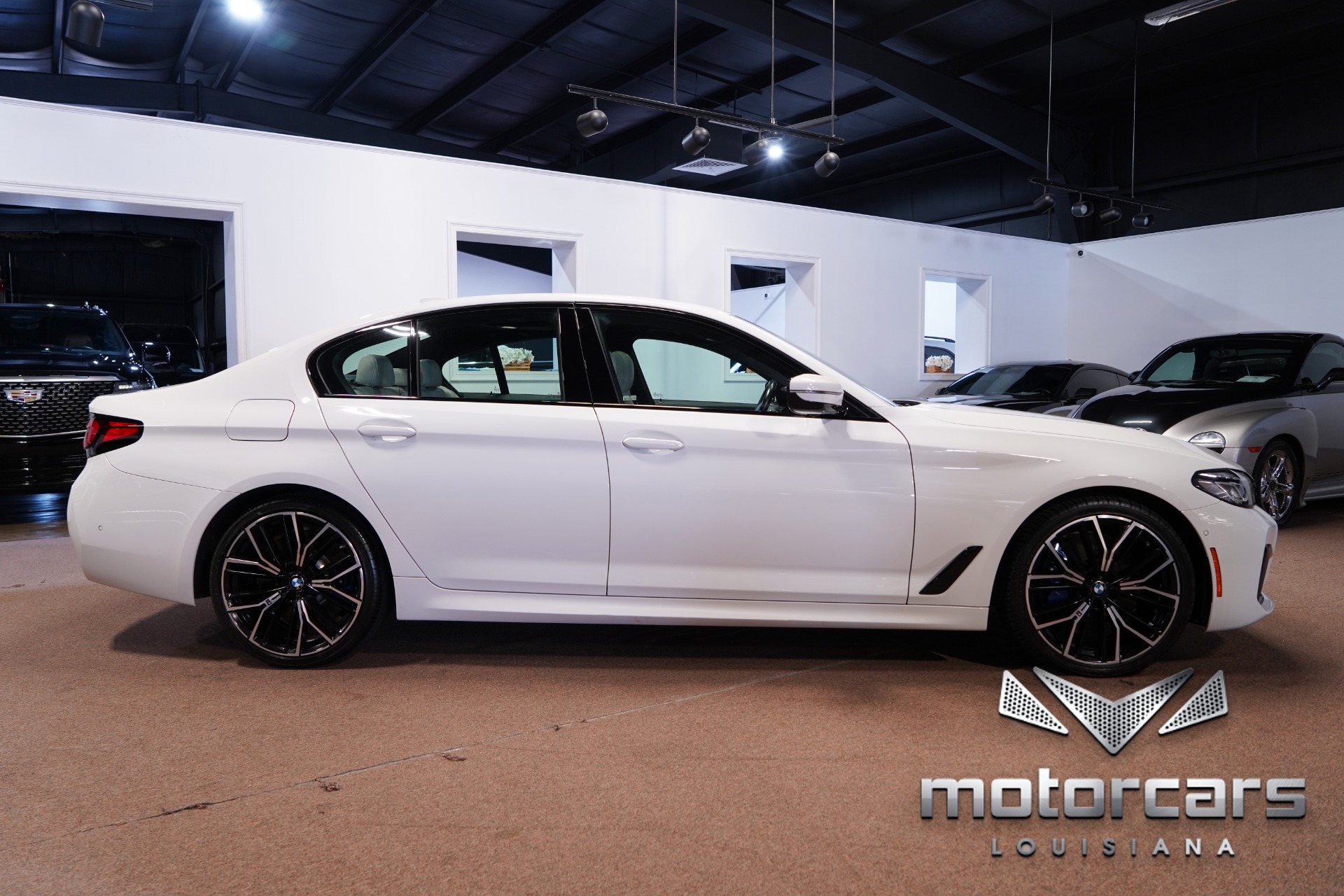 2022 BMW 5 Series 540i - Photo 8