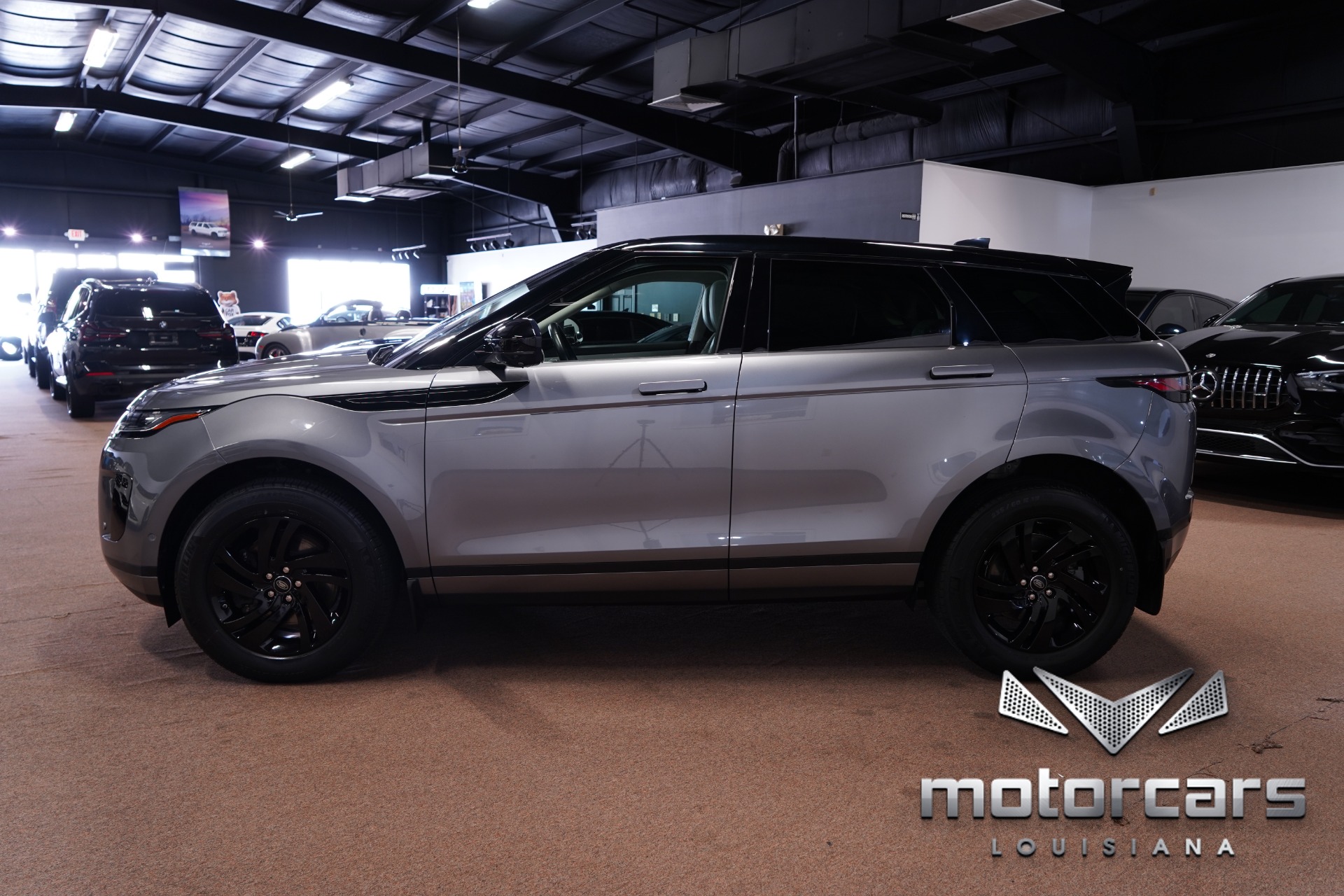 2021 Land Rover Range Rover Evoque S photo 4