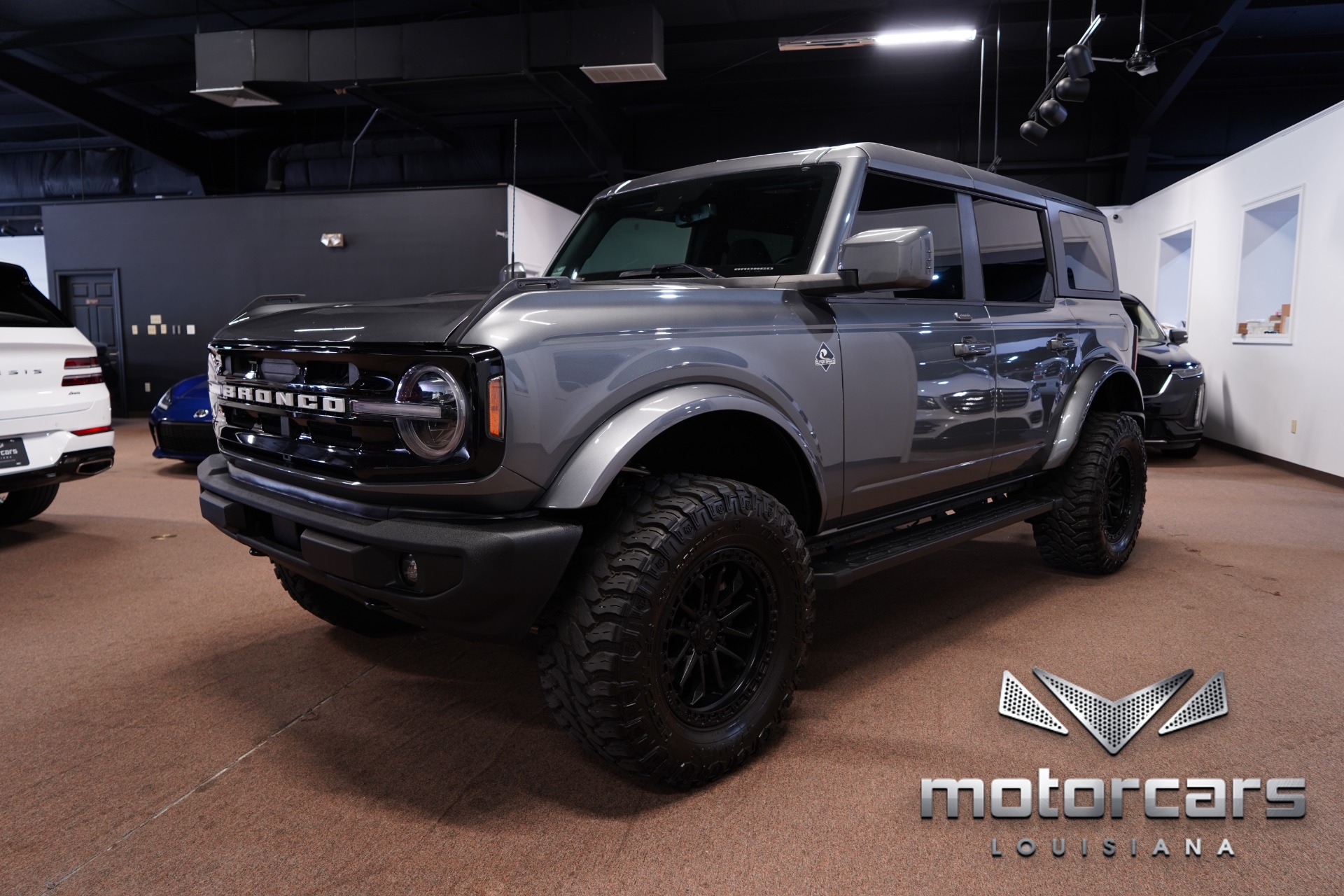 2022 Ford Bronco Outer Banks photo 3