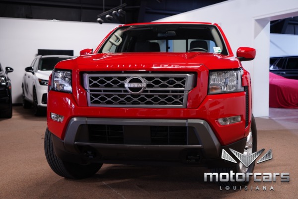 2022 Nissan Frontier SV Crew Cab 4X4 SWB's photo