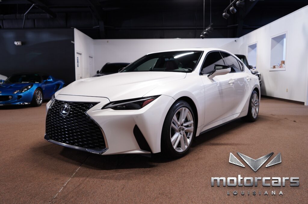 2023 Lexus IS 300